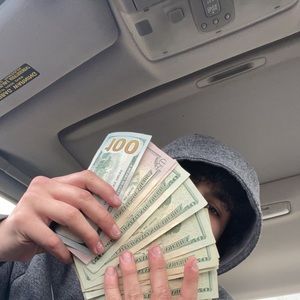 Meet your Posher, Evan